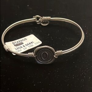 NWT Luca and Danni “O” bracelet